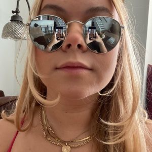 Silver mirrored round lense Ray Bans